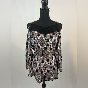 🐚2 for $20🐚 Charlotte Russe romper